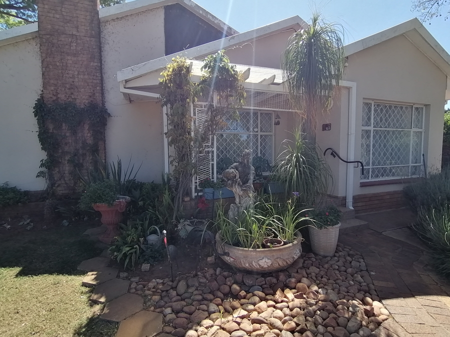 3 Bedroom Property for Sale in Flamwood North West